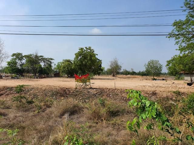 ขายที่ดินเปล่าทำเลทอง  ในสระกระโจม ดอนเจดีย์