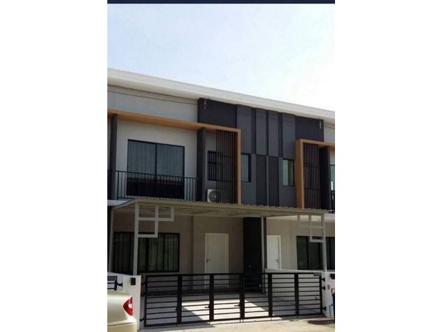 ให้เช่าทาวน์เฮ้าส์ 2 ชั้น โครงการเดอะคอนเนคพัฒนาการ 44 ย่านพัฒนาการ บ้านสวยน่าอยู่มาก