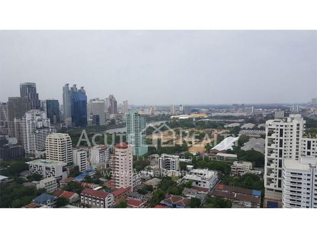 ออมนิ ทาวเวอร์ ขายออฟฟิศพร้อมเฟอร์ สุขุมวิท 4