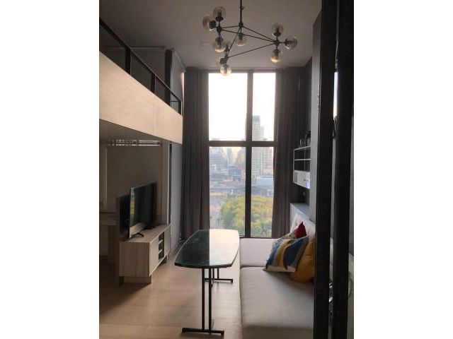 รหัสทรัพย์ B4824 ให้เช่า Chewathai Residence อโศก ใกล้รถไฟฟ้า MRT พระราม 9 เพียง 350 เมตร