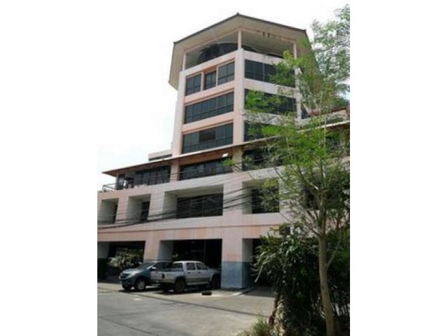 08 ขายถูกห้องชุดสำนักงาน เนื้อที่100 ตร.มศรีวรา