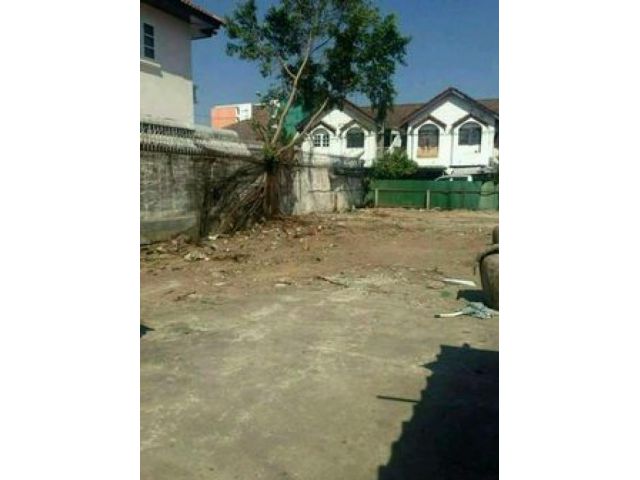 05 ขาย ที่ดิน พร้อมบ้านเล็กๆ รัชดา18