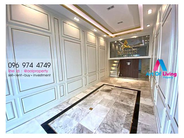 เช่าอาคารพาณิชย์ ติดถนนเอกมัย (AOL-F81-2104003763)