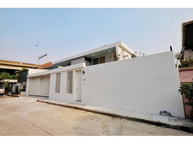 ขายบ้านเดี่ยว สระว่ายน้ำส่วนตัว สุขุมวิท พระโขนง