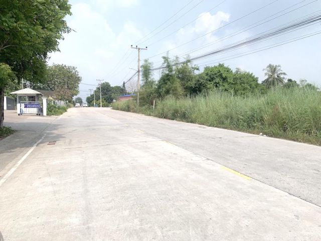 ###ขายที่ดินใกล้นิคมปิ่นทอง หนองขาม ศรีราชา เนื้อที่ 4.5ไร่###
