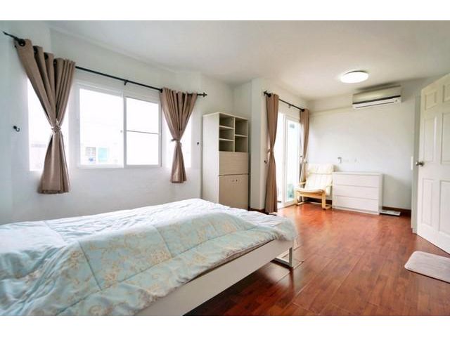 ขาย ทาวน์โฮม 3 ชั้น เนื้อที่ 21 ตรว. พหลโยธิน 52