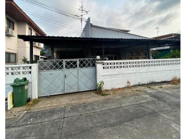 ให้เช่าบ้านเดี่ยว ชั้นเดียว ซอยโชคชัยสี่ แยก 53