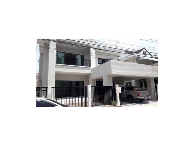 ขายบ้านเดี่ยวทำเลลาดพร้าว71  นาคนิวาส
