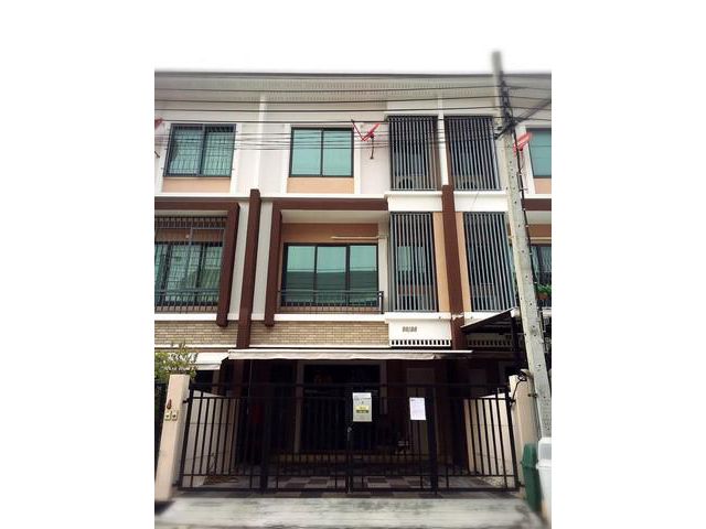 ให้เช่าทาวน์โฮม 3 ชั้น The Private สุขุมวิท 77