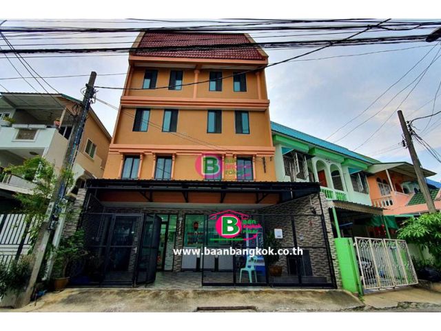อาคารพาณิชย์ 4 ชั้น ซอยเพชรเกษม 79 แยก 21-23 เนื้อที่ 146 ตรว. ถนนเพชรเกษม เขตหนองแขม
