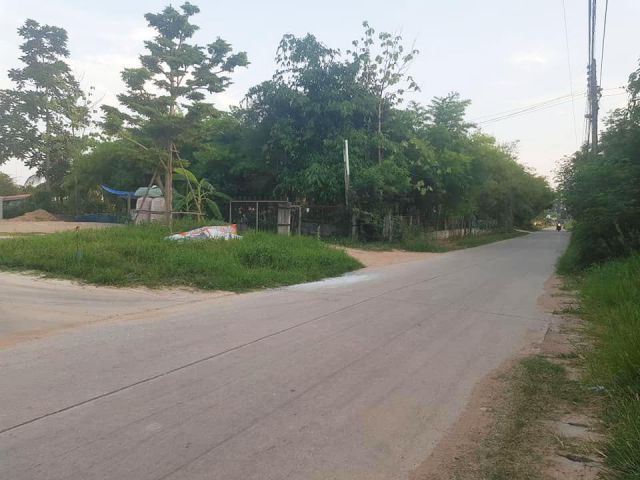 9B7MG0004 ขายที่ดินแปลงสวย   พร้อมเอกสารสิทธฺ์โฉนด   ที่ดินทำเลสวย  ขนาดพื้นที่  1 งาน 3 ตารางวา   ขายราคา  978,500  บาท