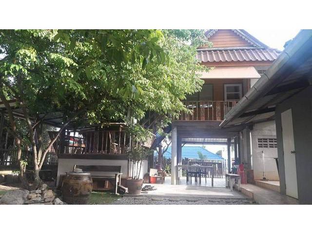 บ้านพร้อมที่ดินขนาดกว่าง วิวภูเขา