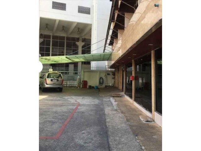 ให้เช่าพื้นที่สำนักงาน ชั้น 1 ซอยสุขุมวิท 24