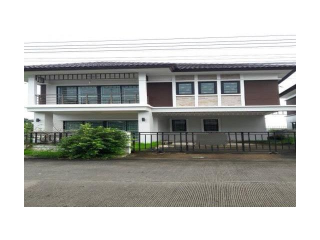 PR187 ให้เช่าหรือขายบ้าน 3 นอน 3 น้ำ นนทบุรี