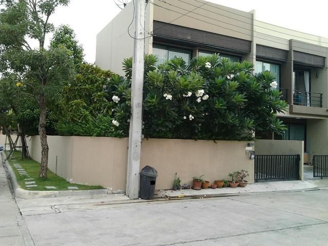 ให้เช่าทาวน์โฮม 2 ชั้น  Urbano รามคำแหง94