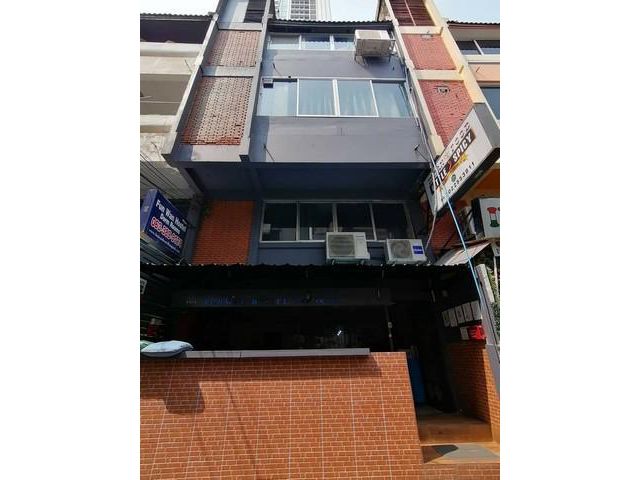 ให้เช่าอาคาร 4 ชั้น สุขุมวิท 11 ใกล้BTSนานา