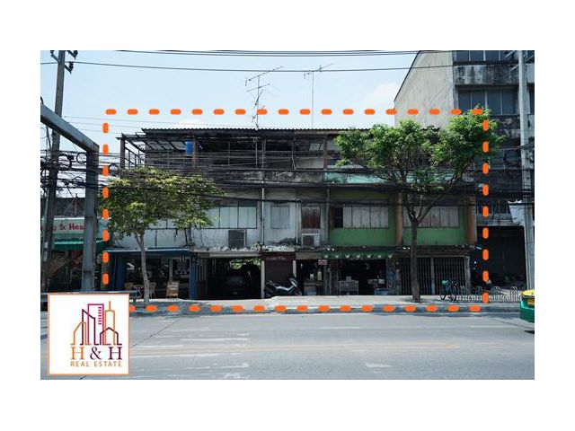 ที่ดินติดถนนอ่อนนุช 197ตรว พร้อมตึกแถว5คูหา ใกล้รถไฟฟ้าสายสีเหลือง