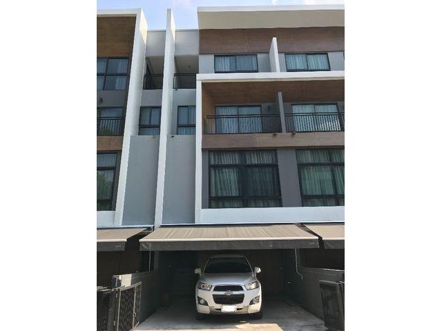 ให้เช่าทาวน์โฮม 3.5 ชั้น โครงการอาร์เด้นลาดพร้าว71 ย่านโชคชัย4