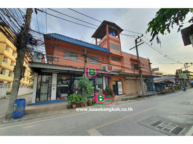 อพาร์ทเม้นท์ 3 ชั้น ขายถูก ซอยพหลโยธิน94 เนื้อที่ 60 ตรว. ถ.พหลโยธิน อ.ธัญบุรี ปทุมธานี