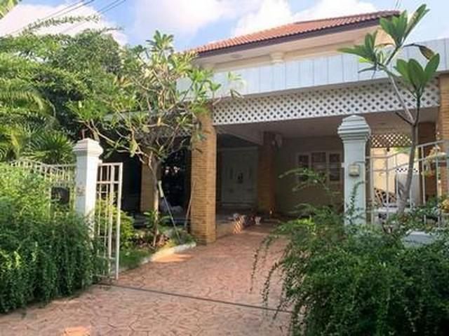 ขายบ้านเดี่ยวโครงการกานดากรีนแลนด์เพชรเกษม81