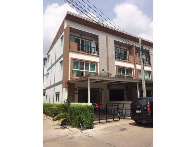 ขายทาว์นโฮม หมู่บ้านแกรนด์ วิสดอม บางขุนเทียน