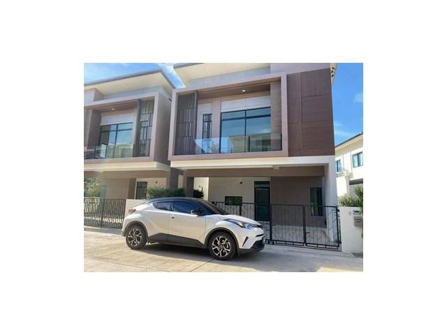 บ้านแฝด 2 ชั้น S Gate Premium กาญจนาภิเษก