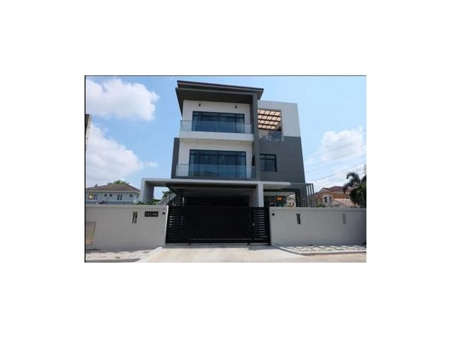 บ้านเดี่ยว 3 ชั้น ณุศาศิริ พระราม 9-วงแหวน