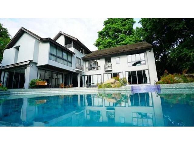 ขายบ้านเดี่ยวหลังใหญ่ พื้นที่ 3 ไร่ พร้อมสระว่ายน้ำส่วนตัว ซอยพระแม่การุณย์ 19 มีศาลาริมน้ำ นนทบุรี ใกล้ทางด่วน