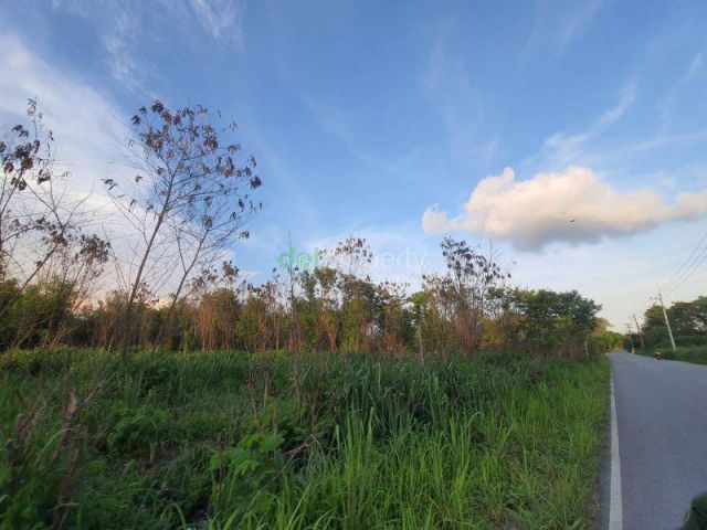ขายที่ดินม่วงลายเมืองระยอง4.5ไร่ ติถ.เส้น ห้วยโป่ง-โรงไฟฟ้า