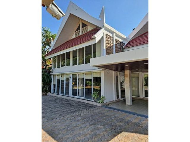 ให้เช่าบ้านเดี่ยว 2ชั้น สุขุมวิท63 เอกมัย