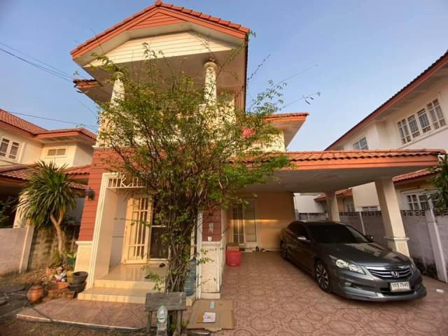 รหัส B0741 ให้เช่าบ้านเดี่ยว หมู่บ้านร่มทิพย์ ซอยหทัยราษฎร์ 33  ห้เช่าบ้านเดี่ยวทำเลทอง จอดรถในบ้านไ