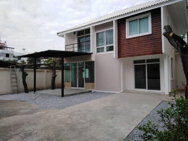 ขายบ้านเดี่ยว2ชั้นใกล้ทาวน์อินทาวน์ ใกล้เลียบด่วน ซอยลาดพร้าว110 รีโนเวทใหม่