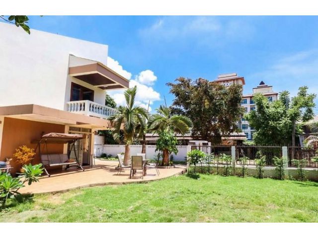 ให้เช่าบ้านแค่เดิน 400 ม. ก็ถึงห้างเมญ่า