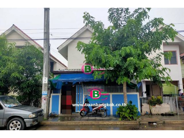 บ้านเดี่ยว 2 ชั้น โครงการ บ้านเอื้ออาทรประชาสำราญ เนื้อที่ 21 ตรว. ถนนประชาสำราญ เขตหนองจอก