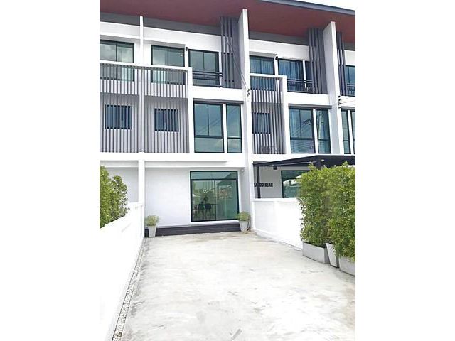 ให้เช่าโฮมออฟฟิต 3 ชั้น ตึกใหม่ Cozy สตรีวิทยา 2