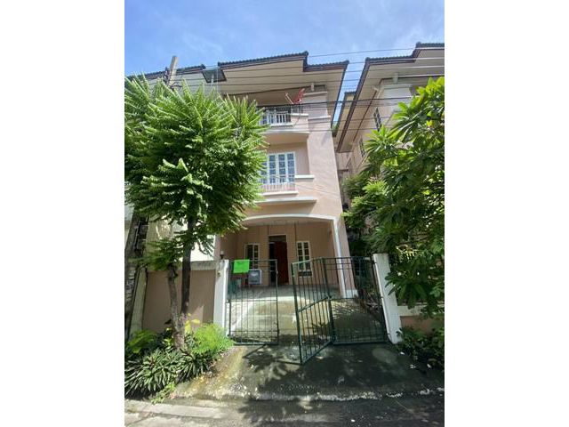 ให้เช่าทาวน์โฮม 3ชั้น ลาดพร้าว101