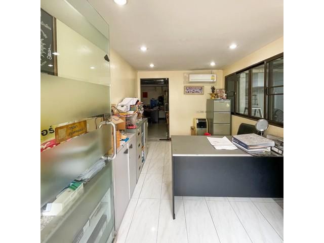 ขายบ้านเดี่ยว2 ชั้น หมู่บ้านเสนานิเวศน์ 1