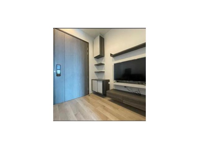 ขายเซ็นทริค รัชดา-ห้วยขวาง ห้อง 1 bed ชั้น27