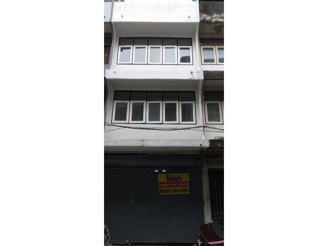อ.พานิชย์ 4ชั้น ลาดพร้าว60 MRTโชคชัย 256 ตรม.