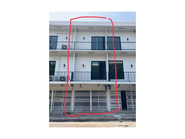 อาคารพาณิชย์ 3 ชั้น รีโนเวทใหม่ ซ.สาธุประดิษฐ์ 6