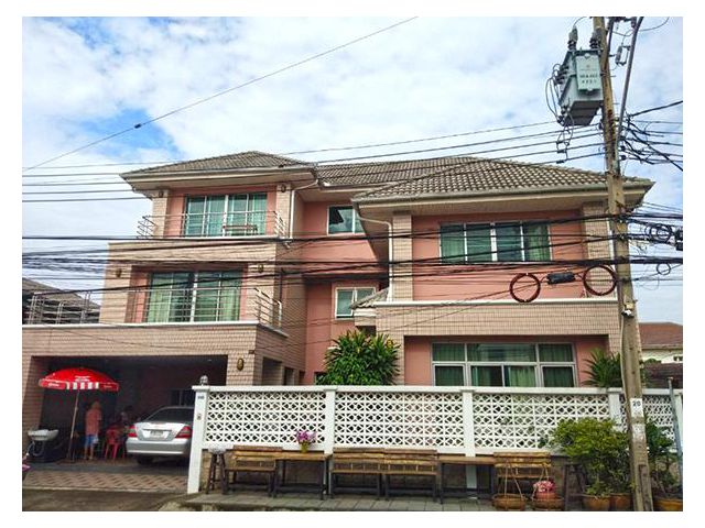 ขายบ้านเดี่ยว3ชั้น พัฒนาการ50 (AOL-F68-2105003908)