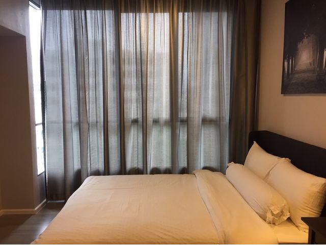 The Room Sathorn - St.Louis