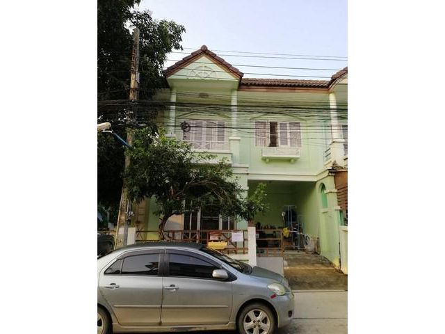 ขายด่วน บ้านในหมู่บ้าน สุธาวีคลัตเตอร์เฮ้าส์