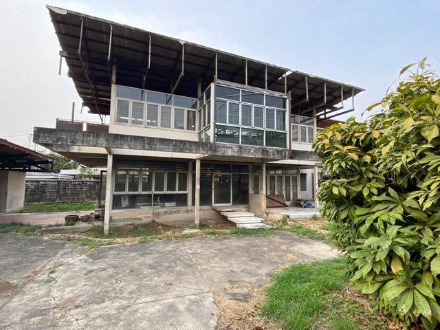 ให้เช่าบ้าน 237 ตรว. สุขุมวิท 49 ให้เช่าตามสภาพ