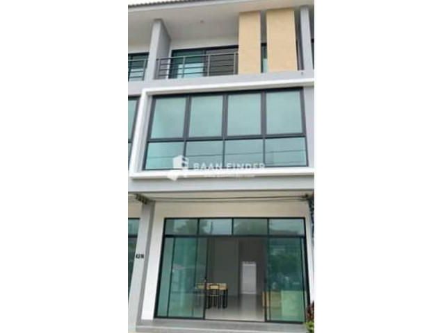 ให้เช่าอาคารพาณิชย์3ชั้น ถ.ลาดพร้าว 101 ซอย42
