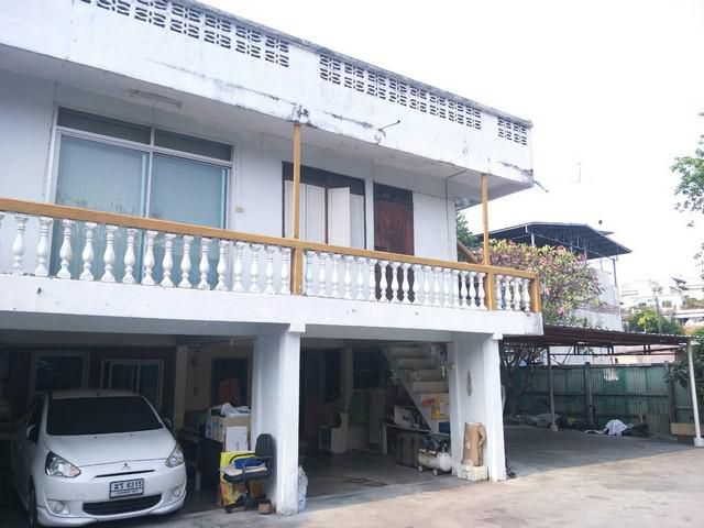 บ้าน+ที่ดินเปล่า ซอย เจริญนคร 48 เข้าซอย 200 เมตร