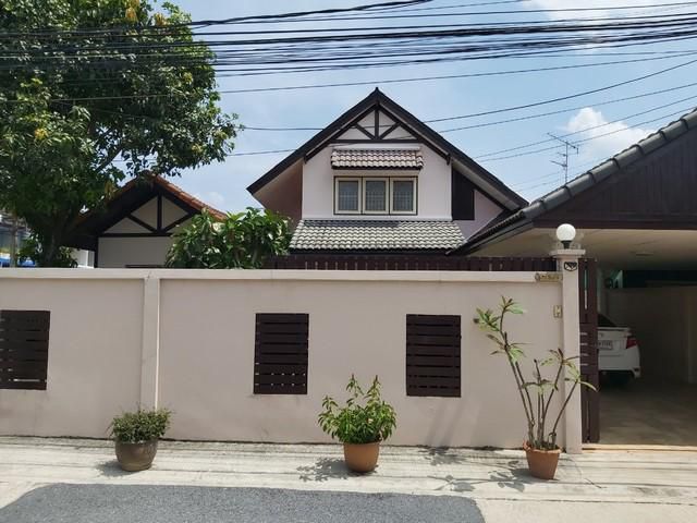 MH23ให้เช่าบ้านเดี่ยว ซอยนาคนิวาส48 บ้านเลิศอุบล4  ใกล้เลียบทางด่วน 69ตรว 276ตรม 6นอน 3น้ำ จอดรถ 2คัน  ไม่มีเฟอร์    ติด