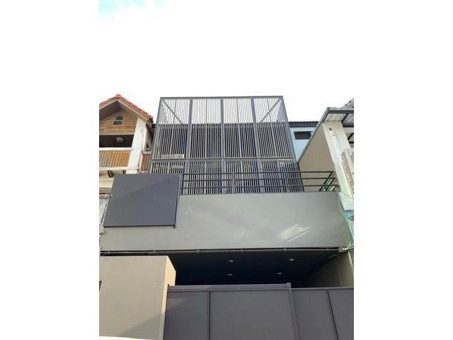 ให้เช่าโฮมออฟฟิศ 3 ชั้น 350 ตรม. ่ย่านพระราม 9