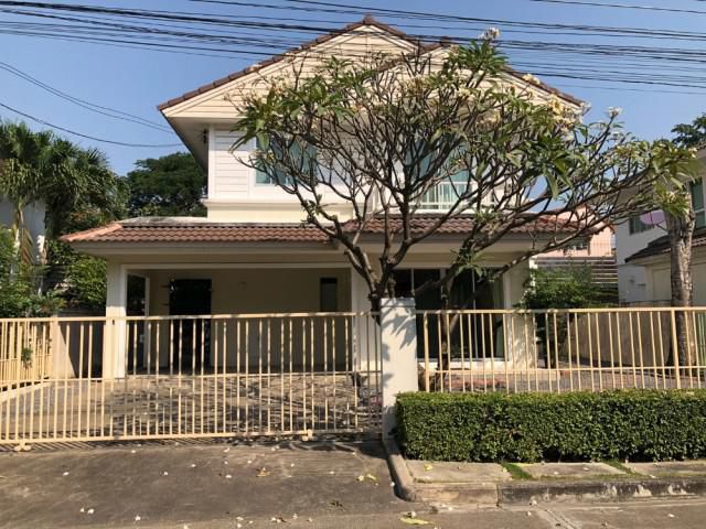 ให้เช่าบ้านเดี่ยว 2 ชั้น  หมู่บ้านชัยพฤกษ์ เพชรเกษม 81 มีพื้นที่รอบตัวบ้าน เลี้ยงสุนัขได้