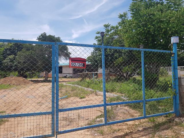 ขายที่ดินพร้อมโกดังในอำเภอสัตหีบ จังหวัดชลบุรี